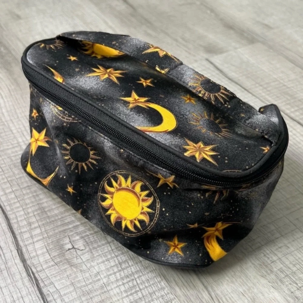 VTG OSCAR DE LA RENTA CELESTIAL SUN MOON STARS SOLAR TRAVEL COSMETIC MAKEUP CASE